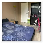 Rez-de-jardin Classe 2 Etoiles Avec Parking, Calme Assure