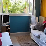 Rez-de-jardin Classe 2 Etoiles Avec Parking, Calme Assure