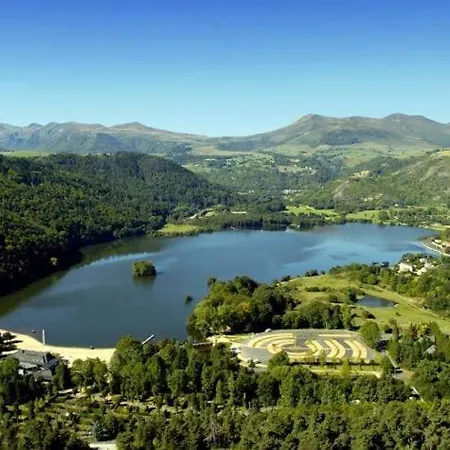 Rez-de-jardin Confort Avec Parking, Calme Assuré Appartement Lempdes