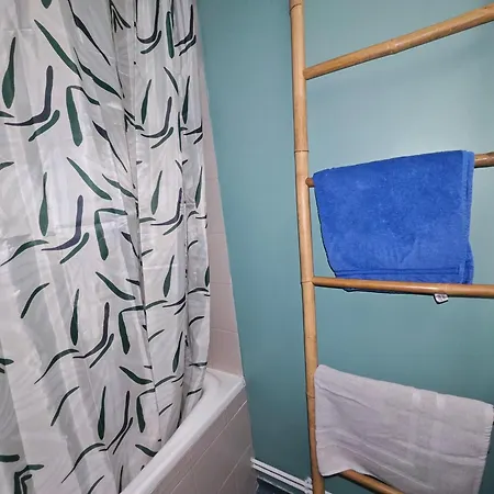 Rez-de-jardin Classe 2 Etoiles Avec Parking, Calme Assure * Lempdes