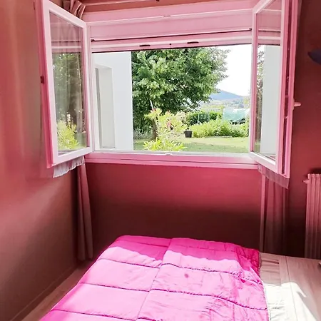 شقة Rez-de-jardin Classe 2 Etoiles Avec Parking, Calme Assure