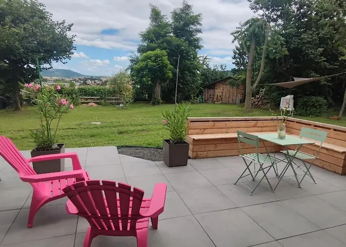 Rez-de-jardin Classe 2 Etoiles Avec Parking, Calme Assure * Lempdes