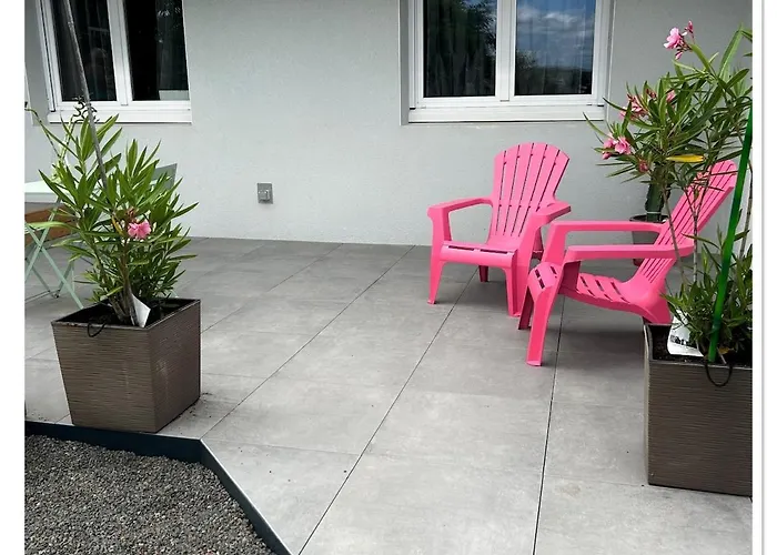 Apartment Rez-de-jardin Classe 2 Etoiles Avec Parking, Calme Assure Lempdes